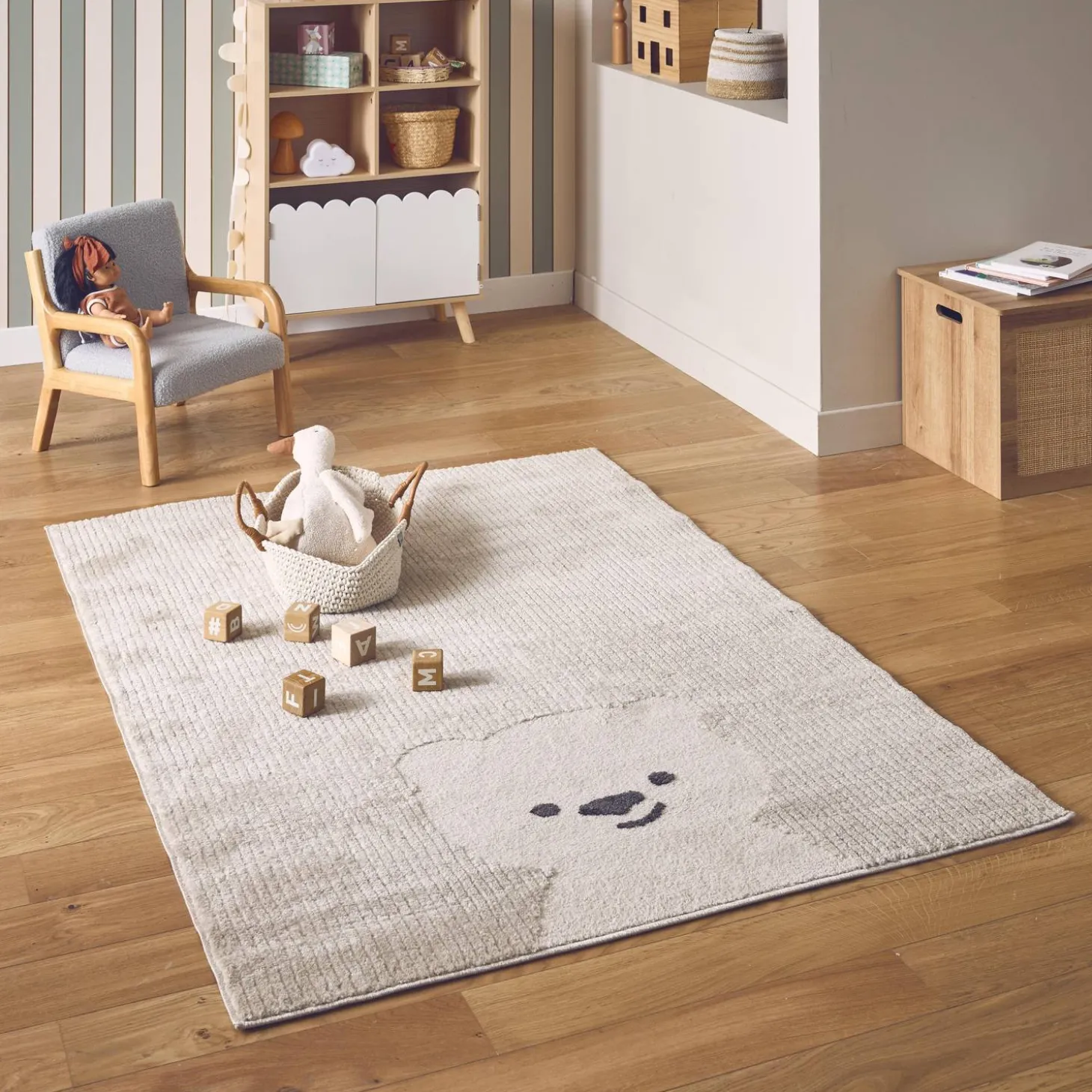 Alfombra infantil de osito en beige / crema