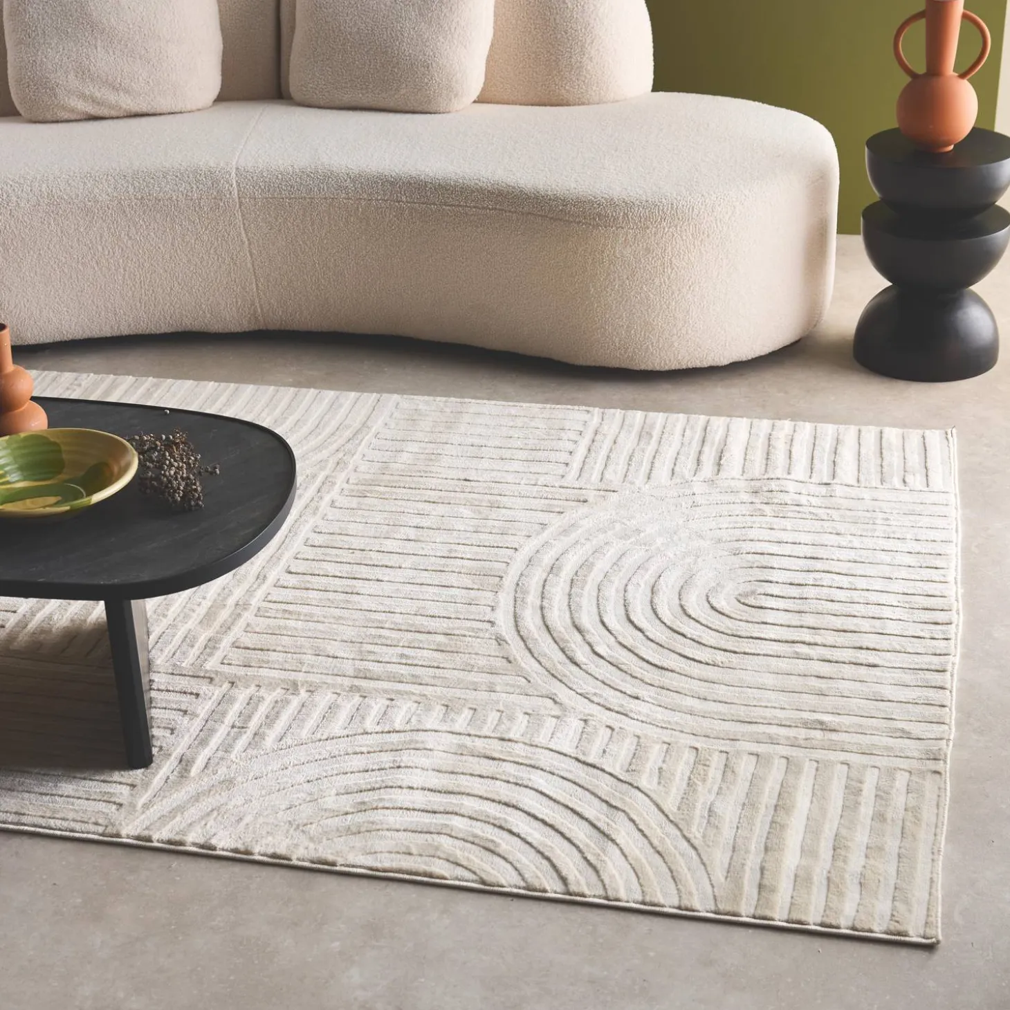 Alfombra interior con diseño gráfico arcos, crema