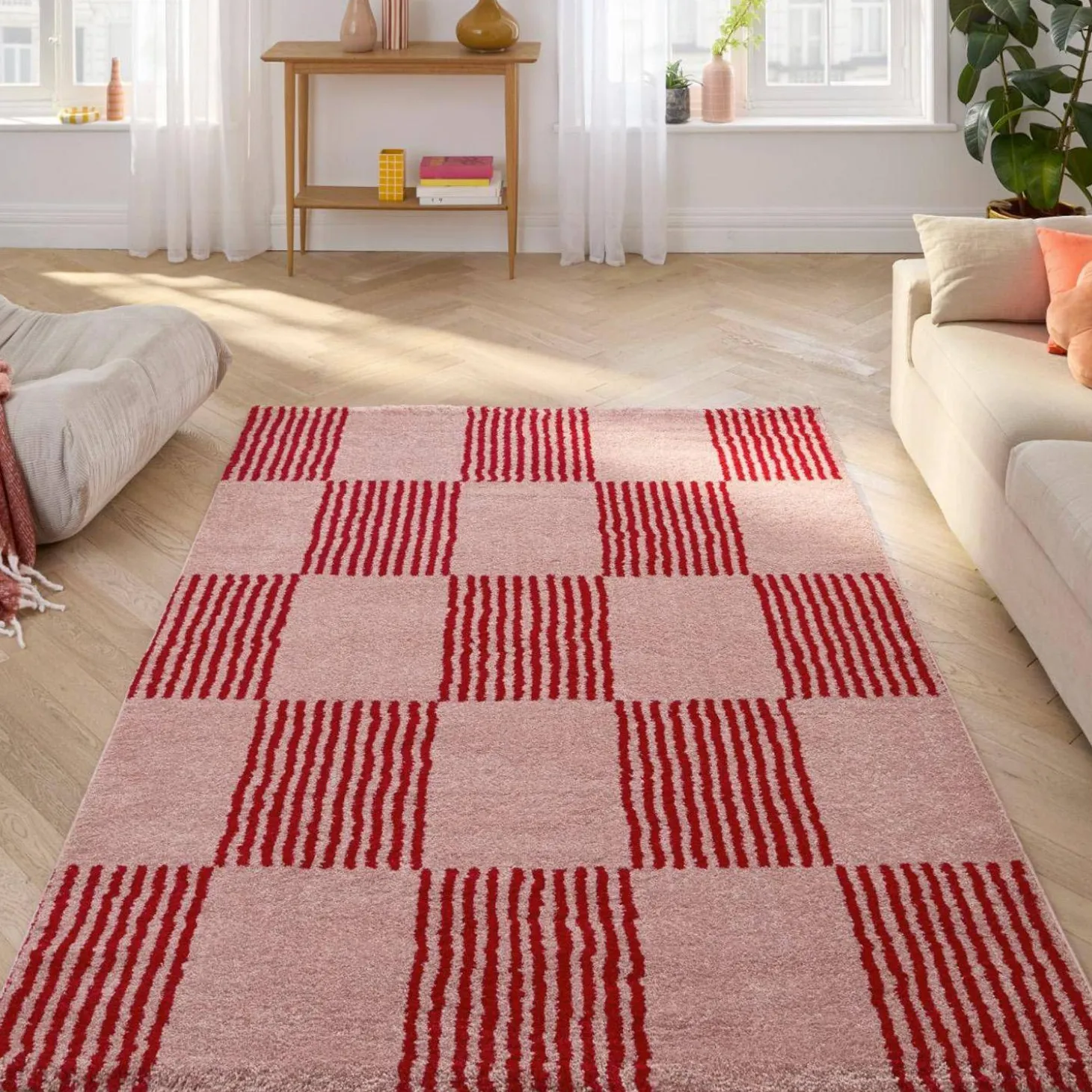 Alfombra interior con motivo damero rojo y rosa