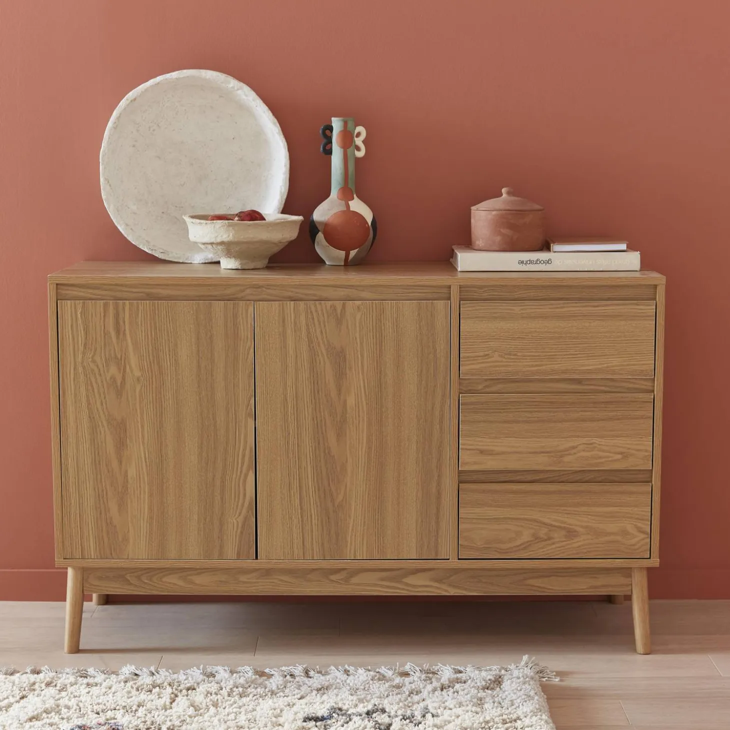 Aparador de efecto madera con 2 puertas, 120cm