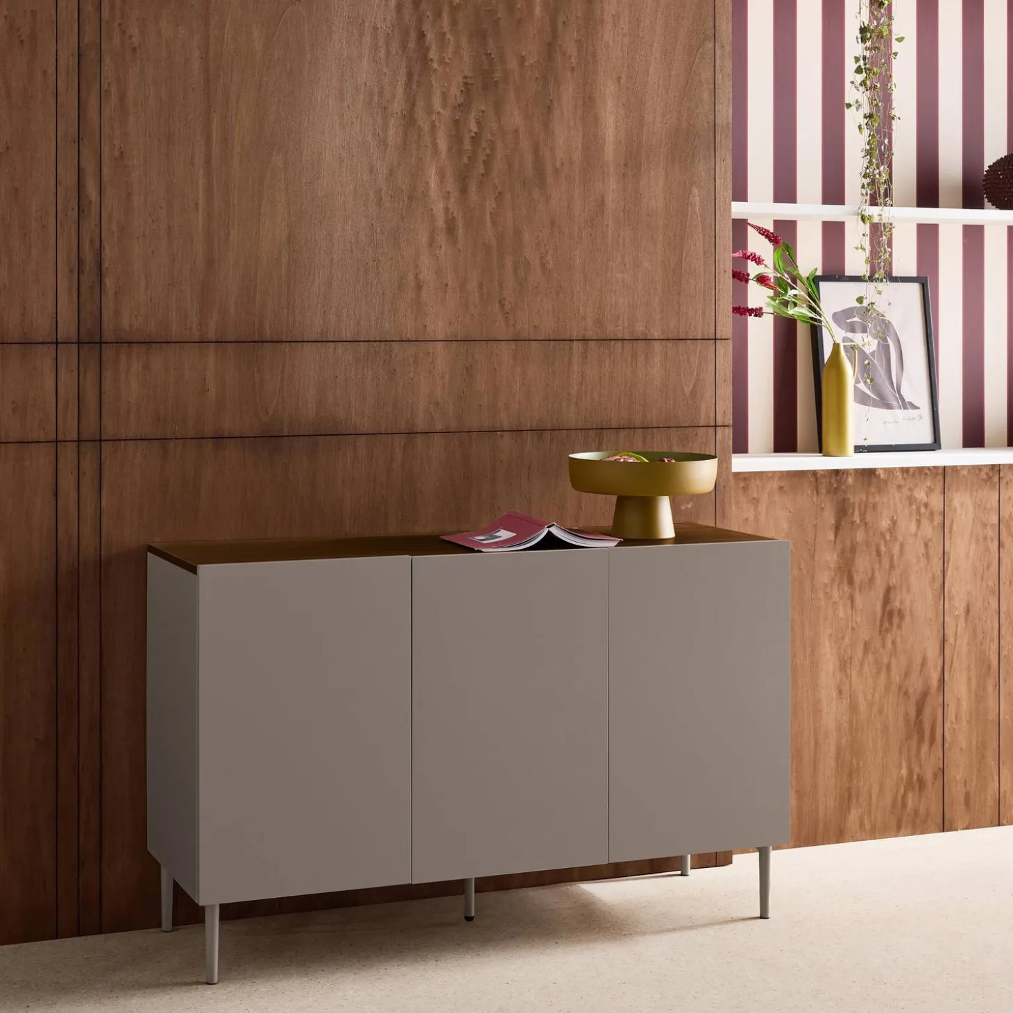 Aparador de metal y decoración de madera 3 puertas 120cm