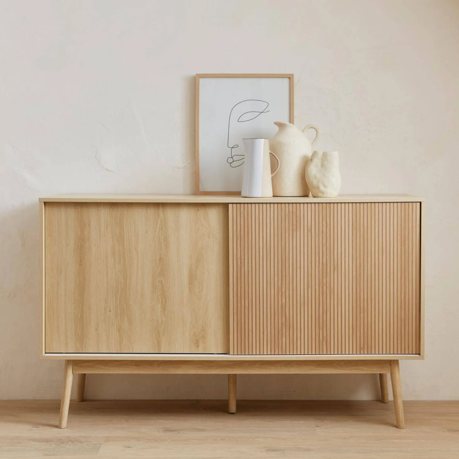 Aparador escandinavo efecto madera con 2 puertas, 150cm