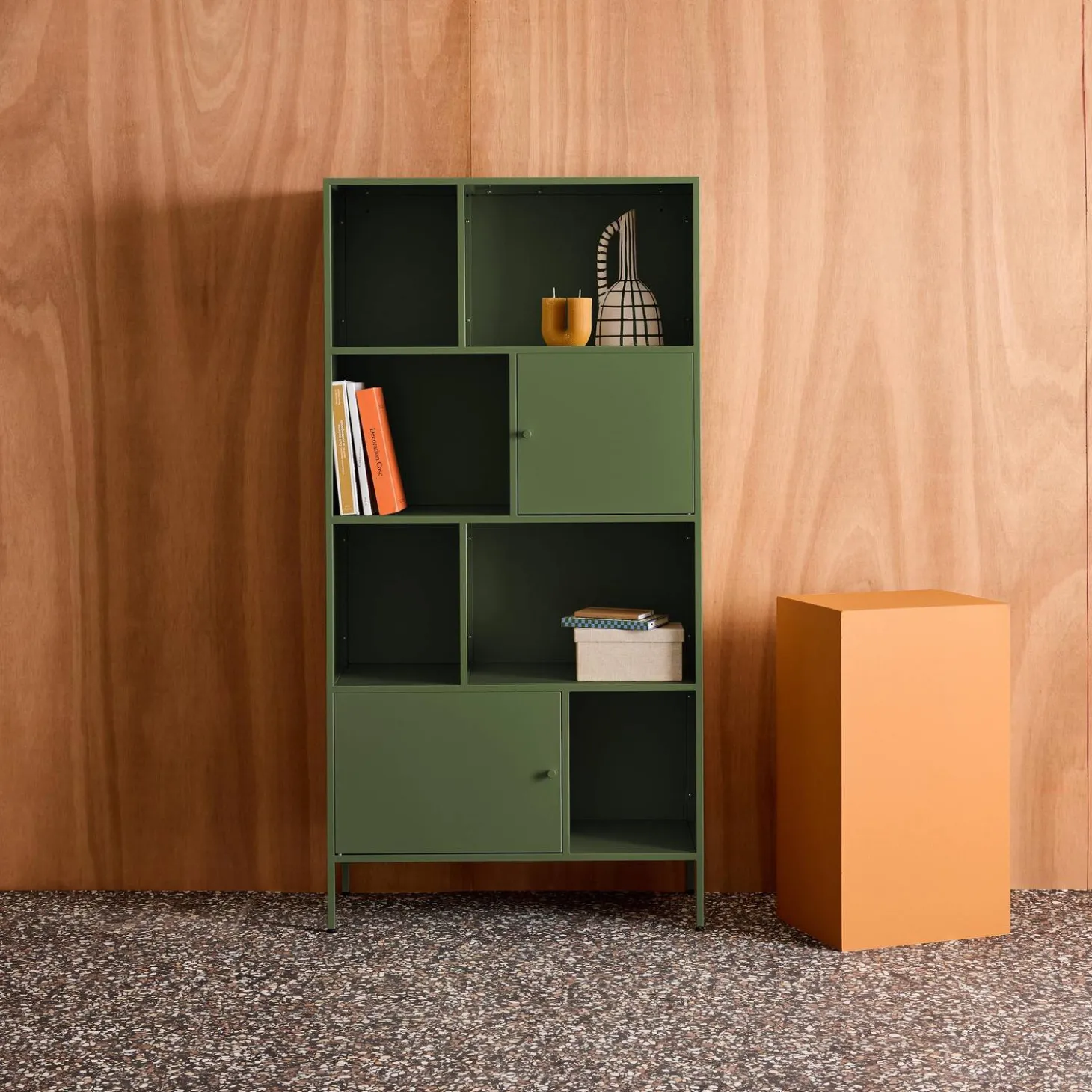 Aparador, mueble de almacenamiento industrial de metal con 8 compartimentos