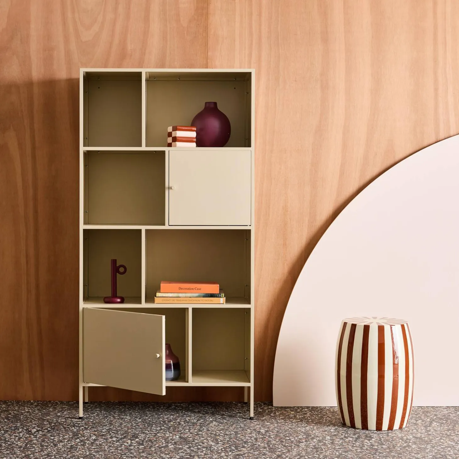 Aparador, mueble de almacenamiento industrial de metal con 8 compartimentos
