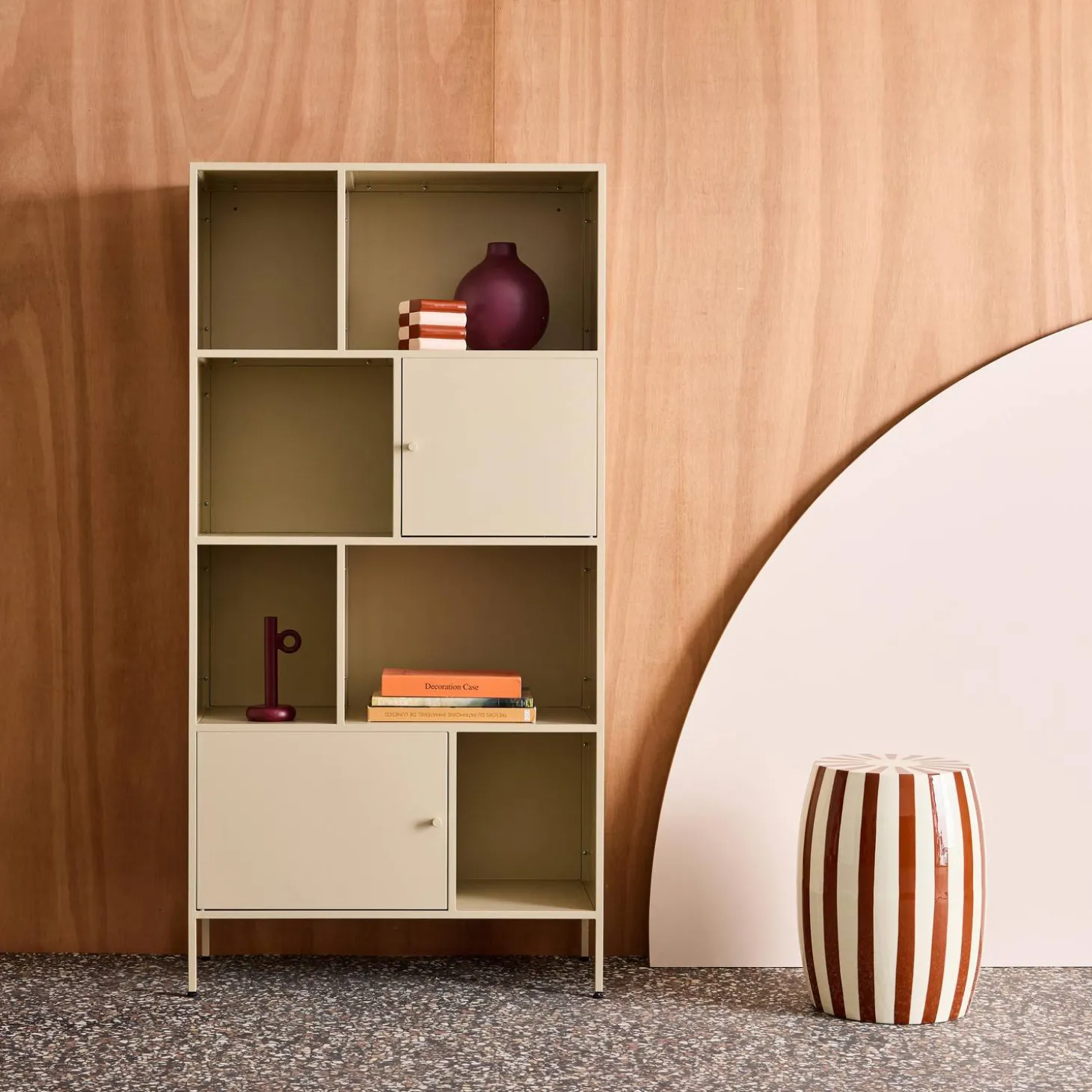 Aparador, mueble de almacenamiento industrial de metal con 8 compartimentos