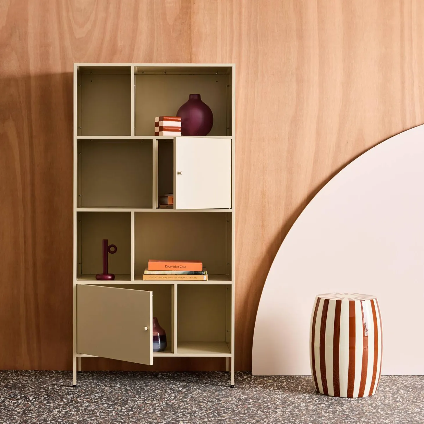Aparador, mueble de almacenamiento industrial de metal con 8 compartimentos