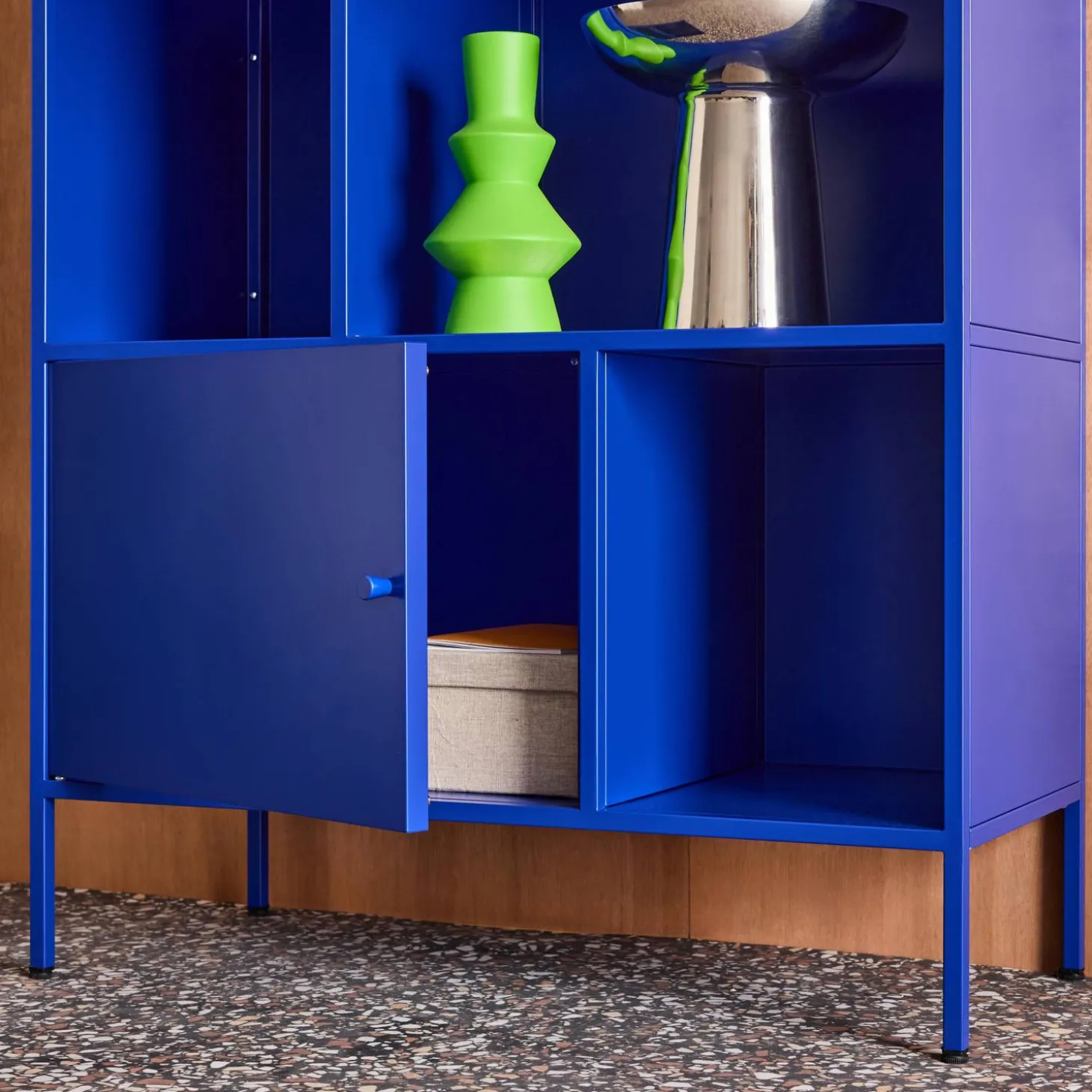 Aparador, mueble de almacenamiento industrial de metal con 8 compartimentos