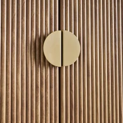 Armario vestidor efecto madera de mango ranurado, 2 puertas