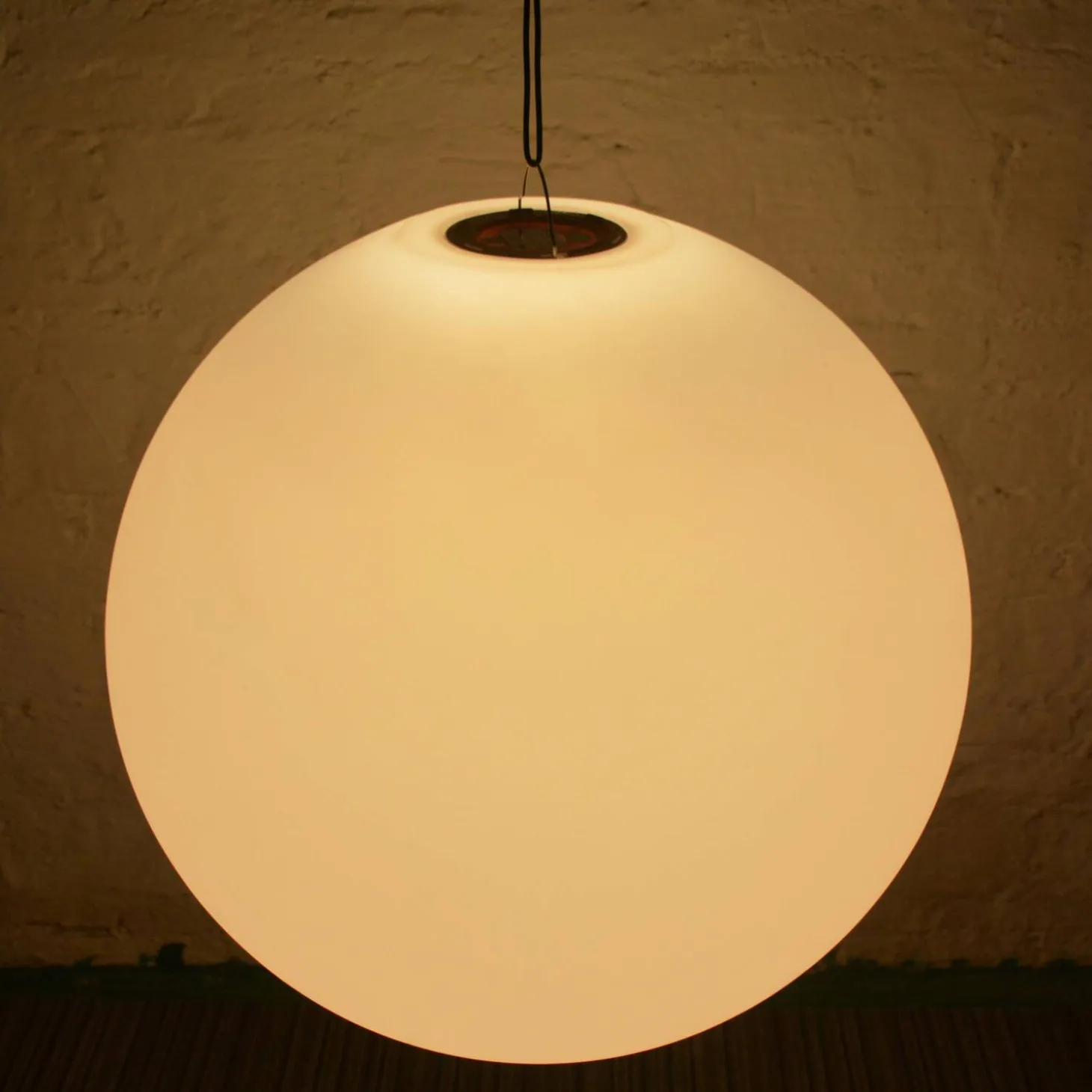 Bola luminosa LED con pilas para interior/exterior
