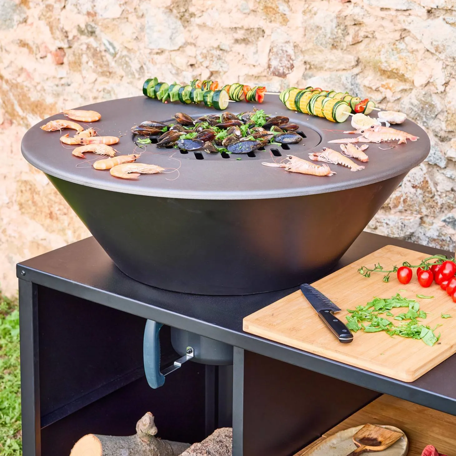 Brasero barbacoa Ø80cm, carrito con espacios de almacenamiento y tapa