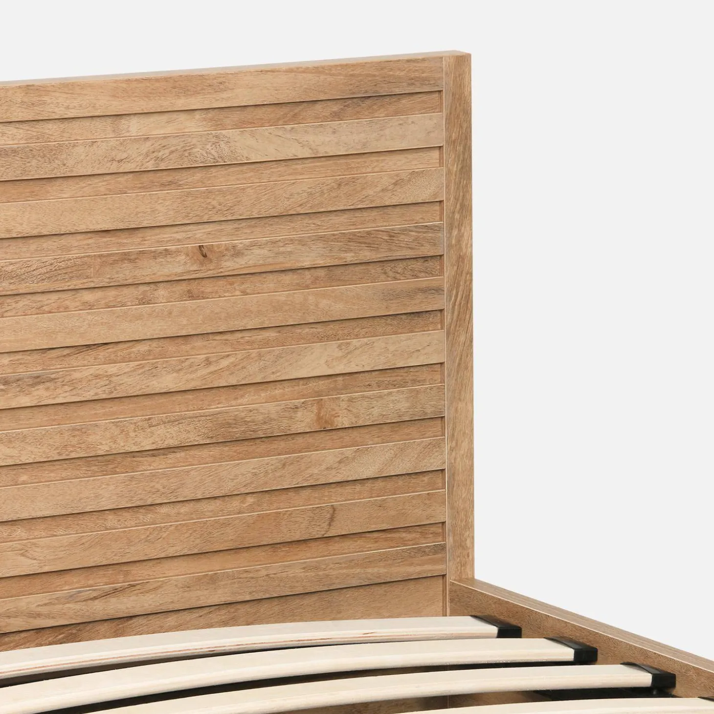 Cama con cajón, somier de láminas y cabecero 90x190cm decorado en madera