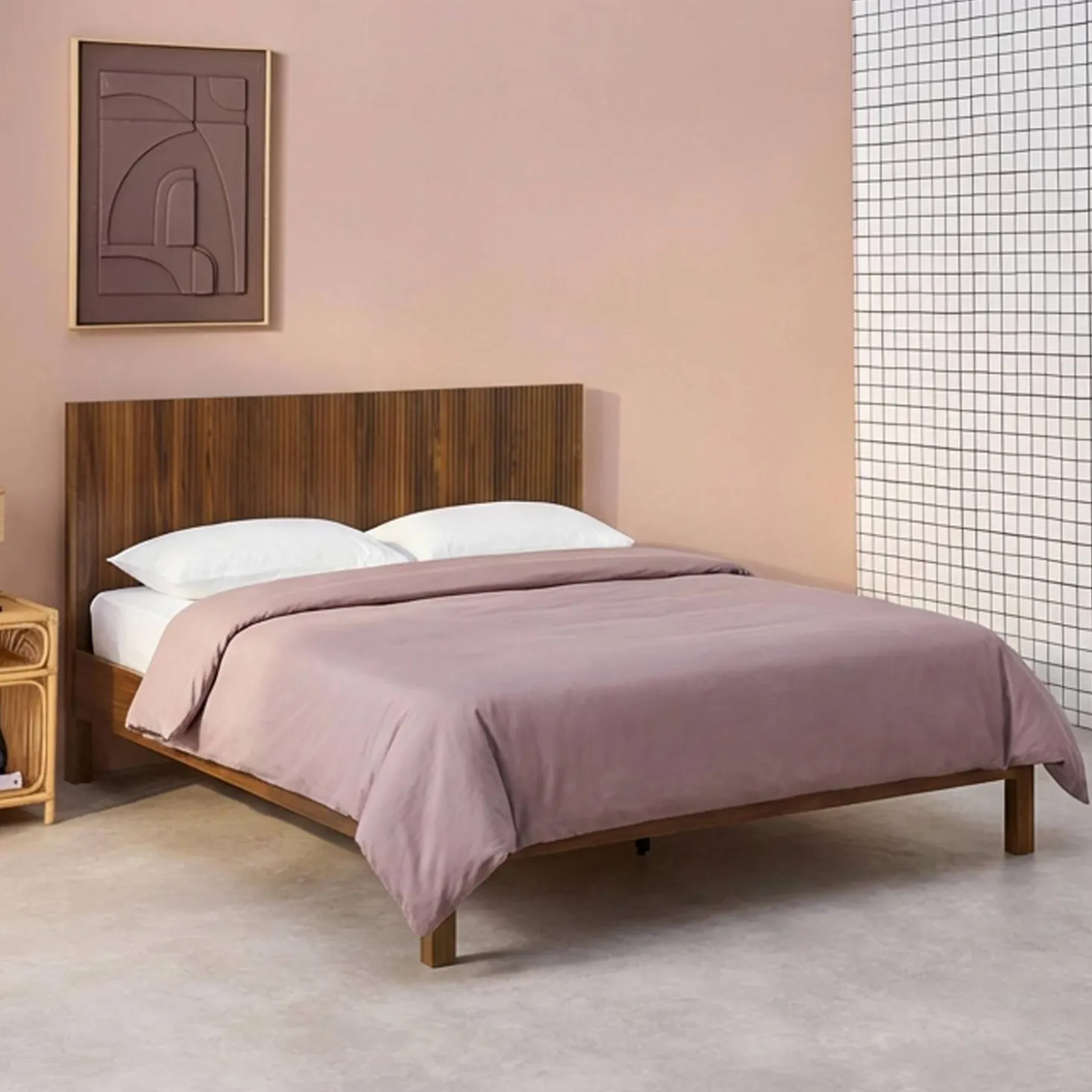 Cama con somier a láminas y cabecero 140x190cm, decoración madera