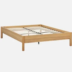 Cama con somier de láminas 140x190cm decoración madera