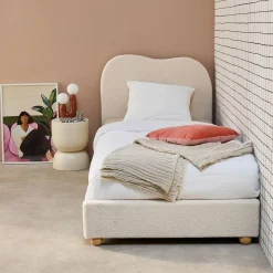 Cama con somier y cabecero, acabado borreguito