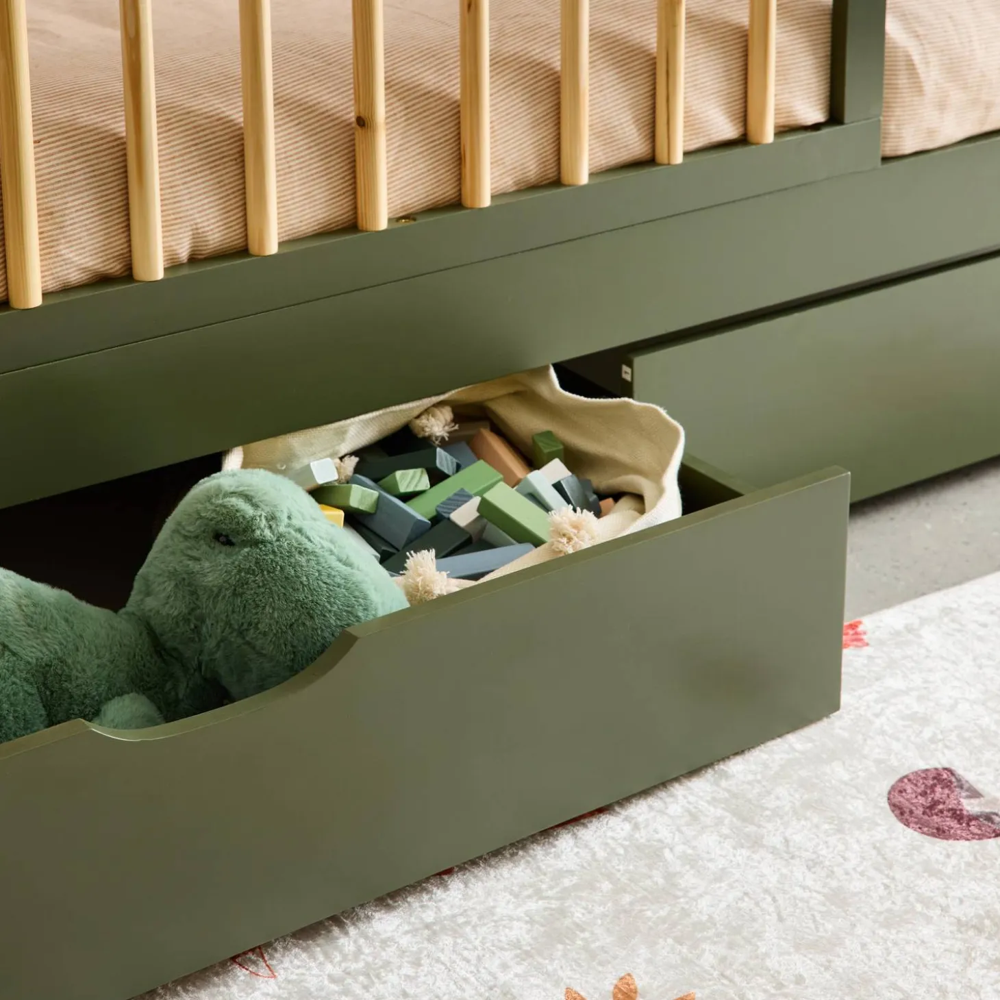 Cama nido infantil 190cm pino natural con somier de láminas y cajones