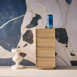 Cómoda con 4 cajones y efecto madera