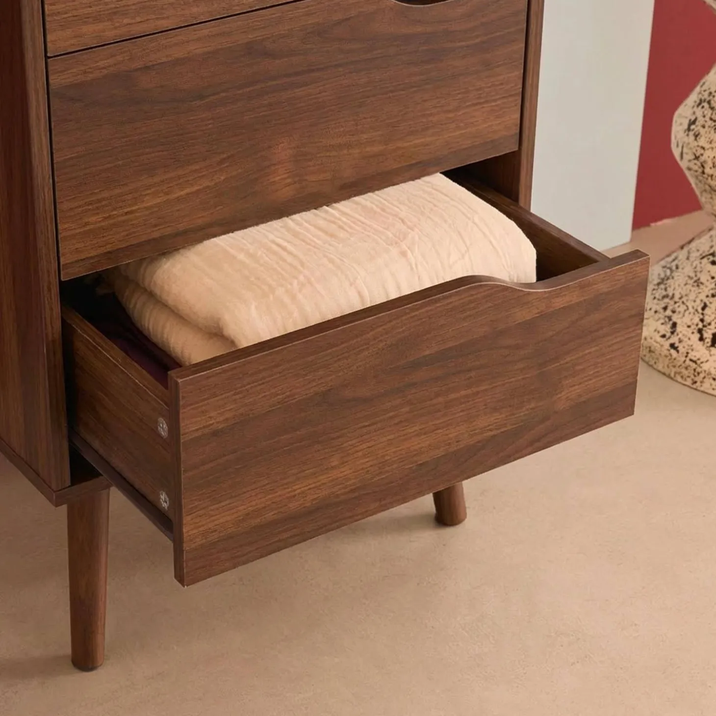 Cómoda con efecto madera, 4 cajones