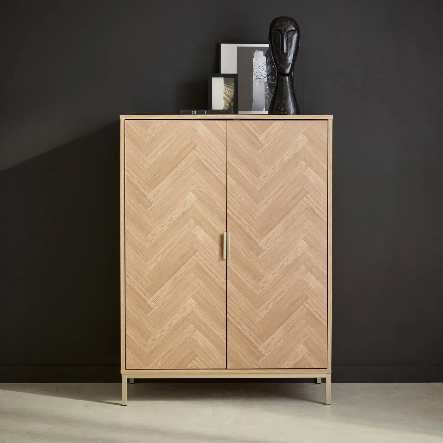 Cómoda con efecto madera y espiga de 2 puertas, 80cm