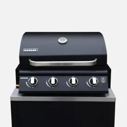 Cocina exterior completa de acero inoxidable con barbacoa con funda