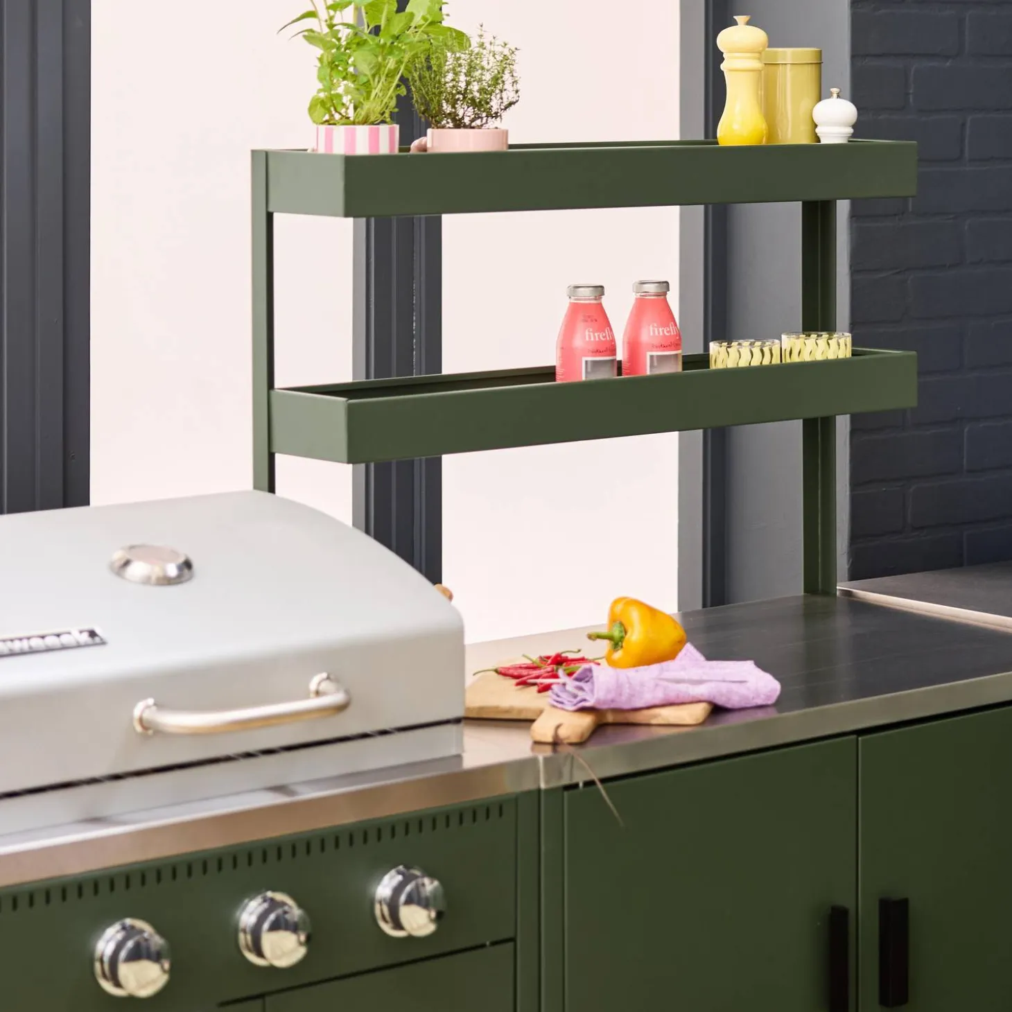 Cocina exterior con barbacoa de gas + 6 módulos de acero inoxidable