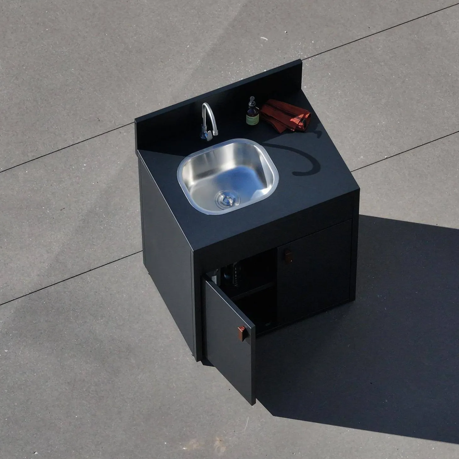 Cocina exterior de acero con fregadero y 2 puertas, 80cm