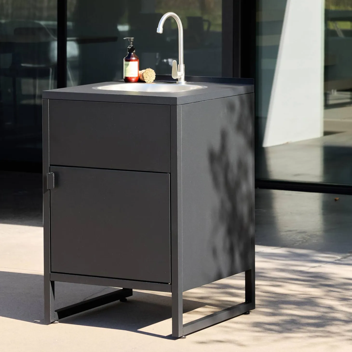 Cocina exterior de acero con fregadero y 1 puerta, 60cm