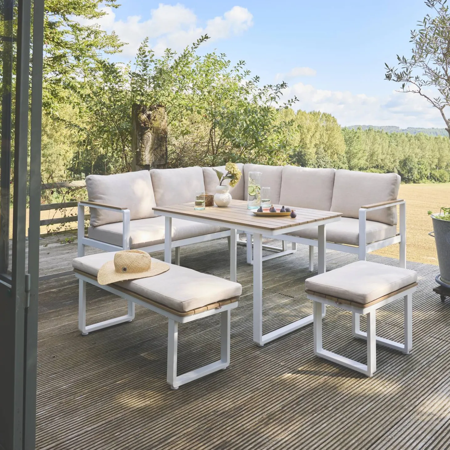 Conjunto de jardín en madera de acacia y aluminio de 8 plazas