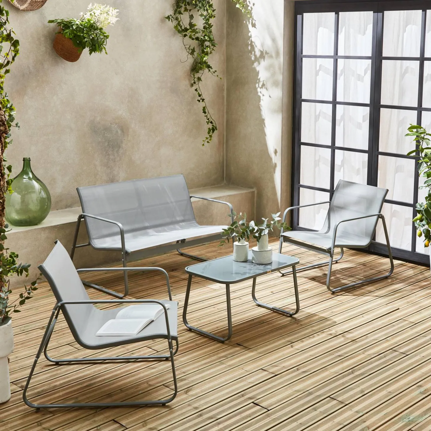 Conjunto de jardín en metal , 4 plazas