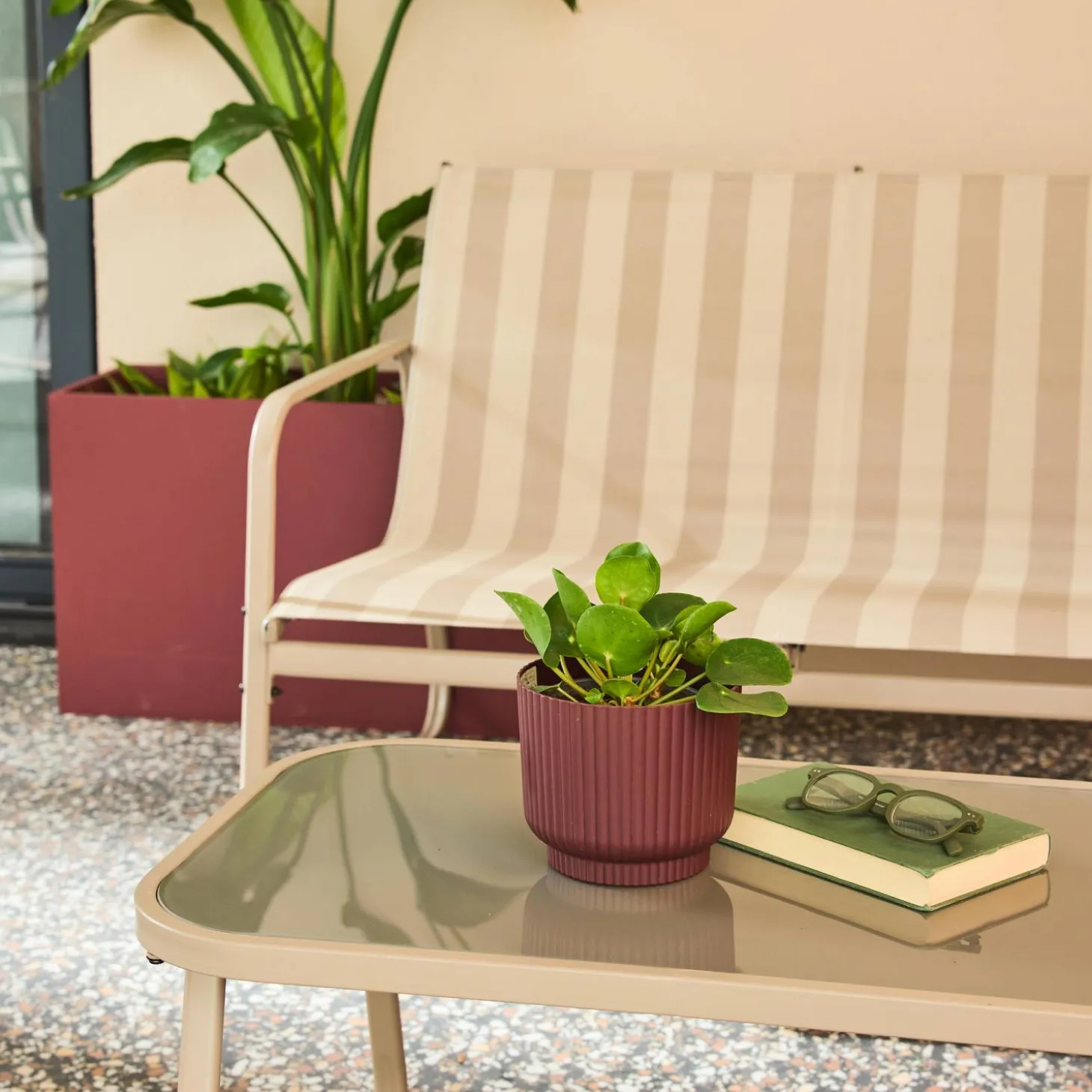 Conjunto de jardín en metal , 4 plazas