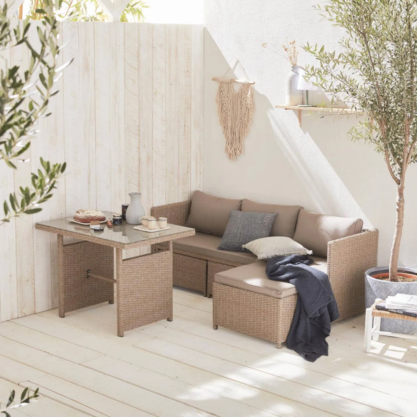 Conjunto de jardín en resina trenzada con mesa, 6 plazas