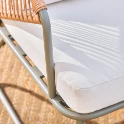 Conjunto de muebles de jardín en metal y resina natural, 4 plazas