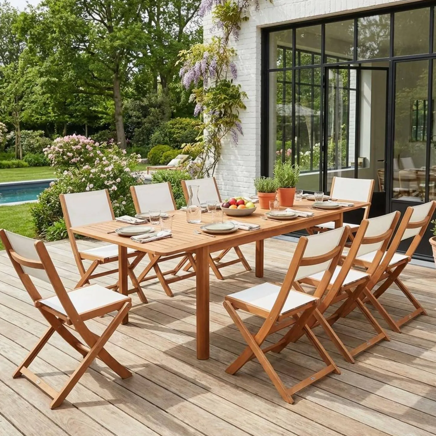 Conjunto mesa de jardín extensible de madera de eucalipto con 8 sillas