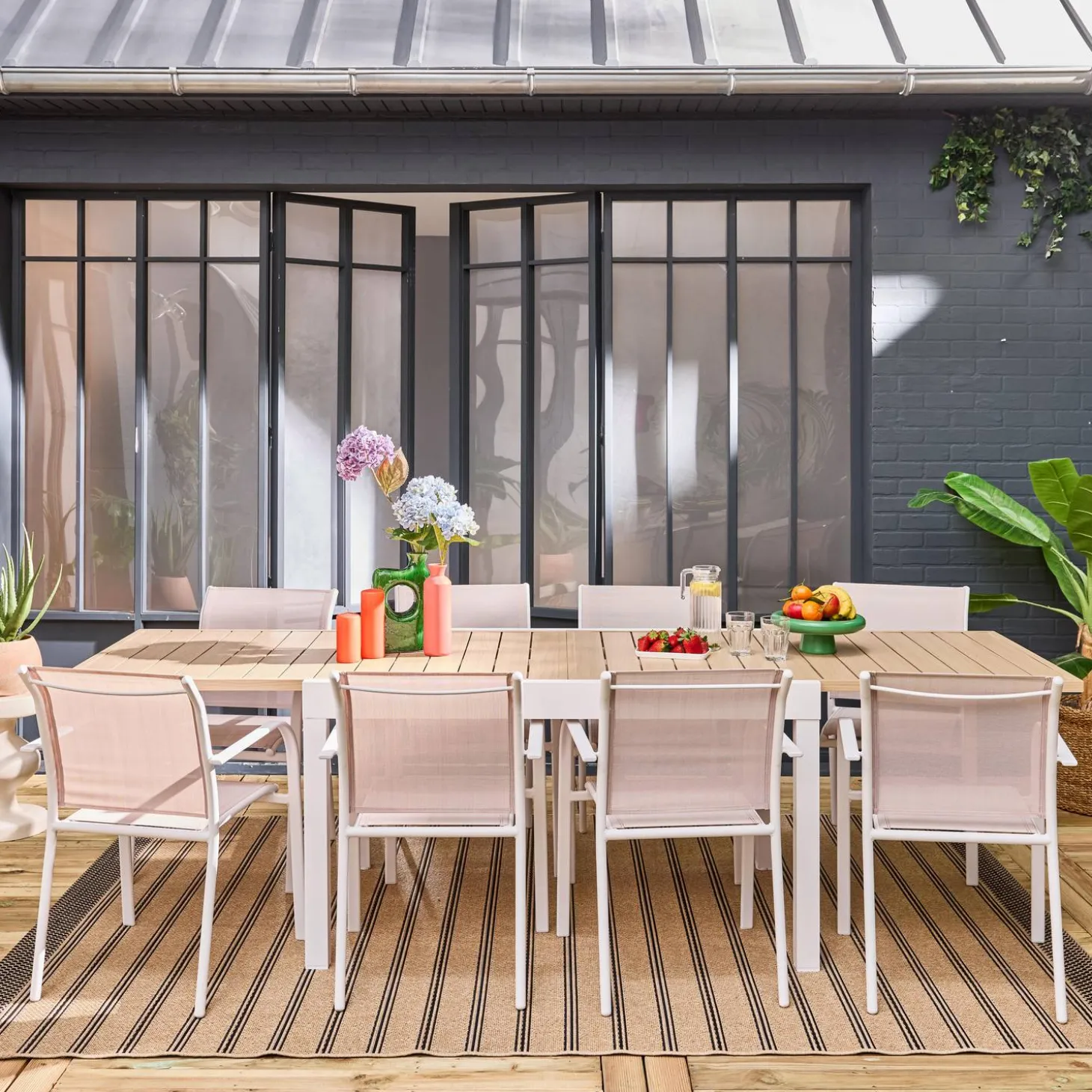 Conjunto mesa de jardín extensible de aluminio con 8 sillas
