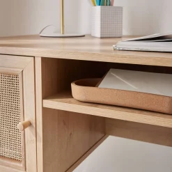 Escritorio decoración madera con 2 puertas