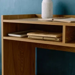 Escritorio decorativo de madera con 2 compartimentos