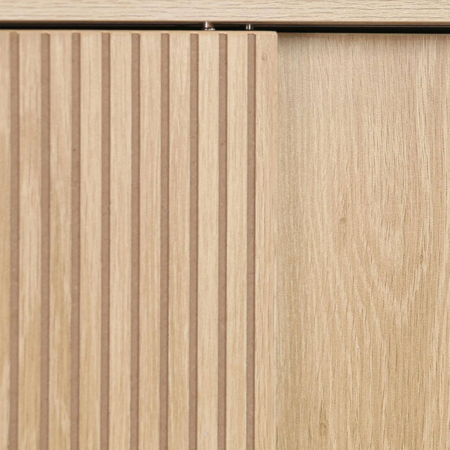 Estantería / Mueble WC escandinavo decorado en madera
