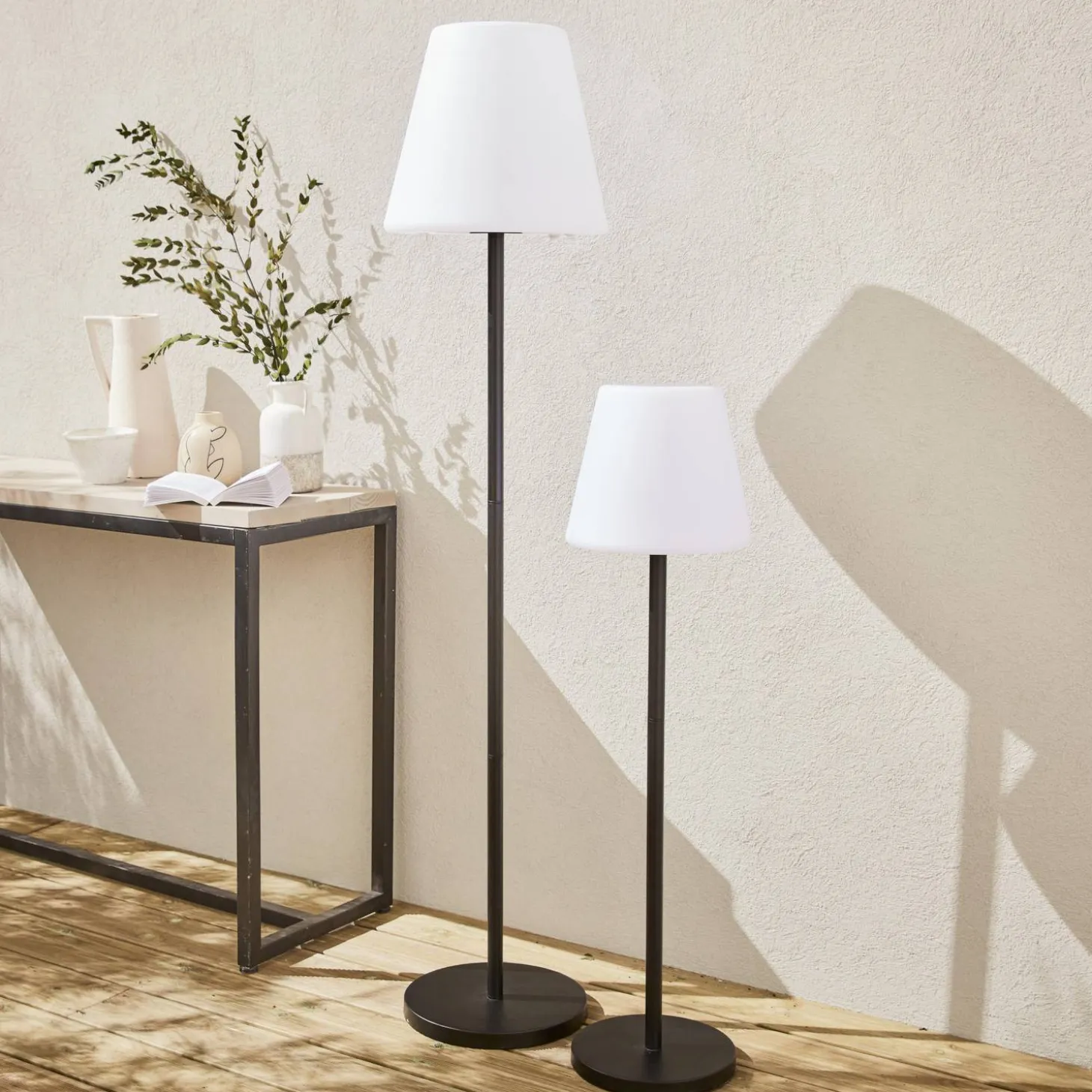 Farola solar de exterior LED