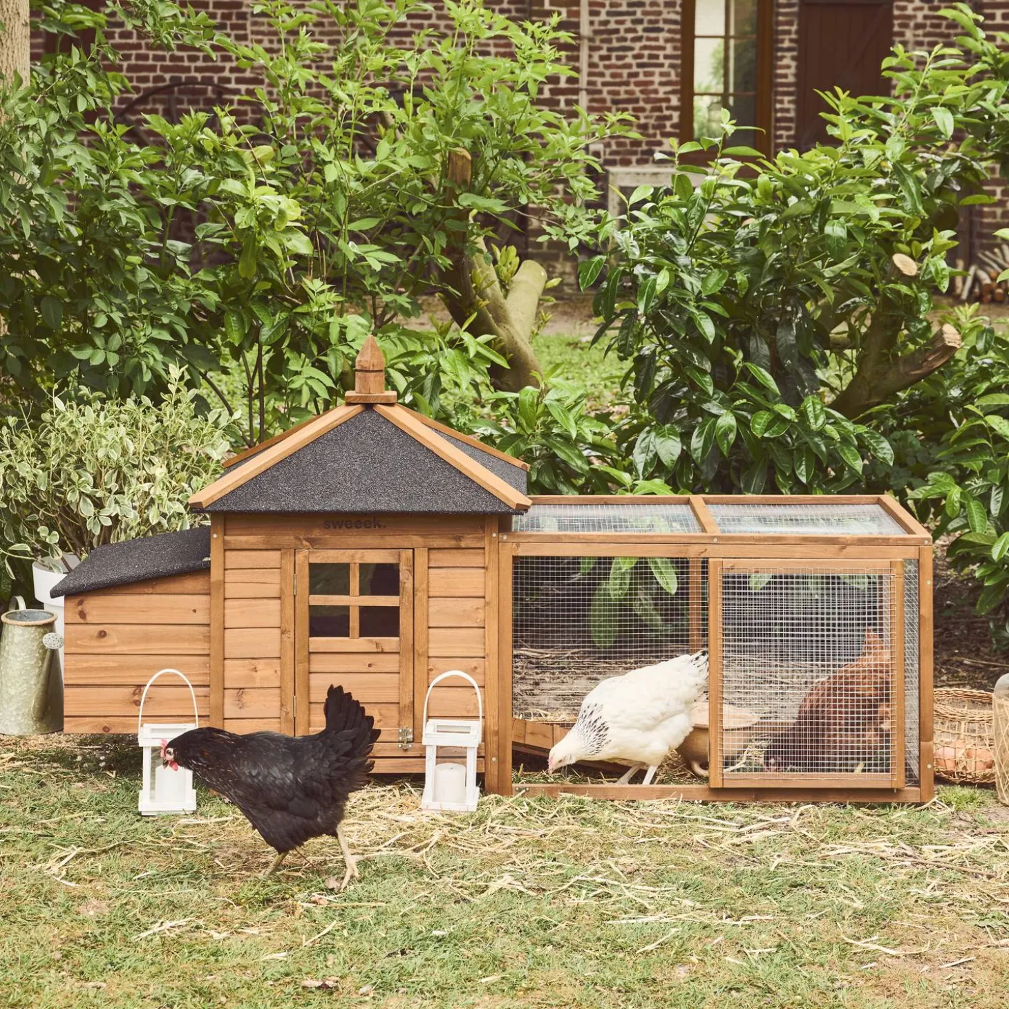 Gallinero de madera con corral para 2 gallinas