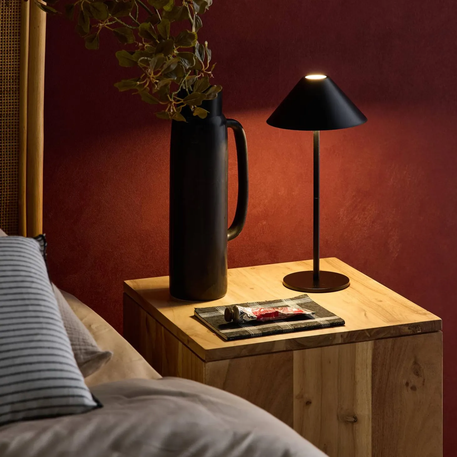 Lámpara de mesa interior/exterior LED inalámbrica, H32cm
