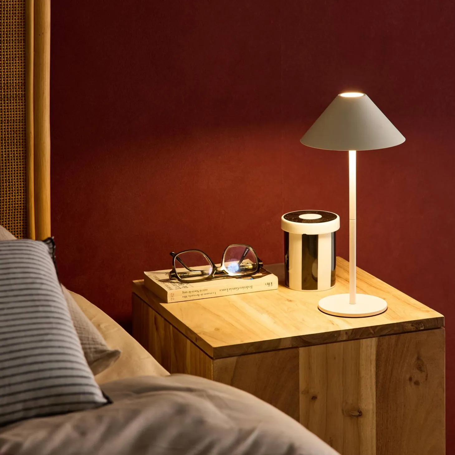 Lámpara de mesa interior/exterior LED inalámbrica, H32cm