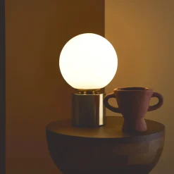 Lámpara de metal y vidrio para mesa interior, 25cm