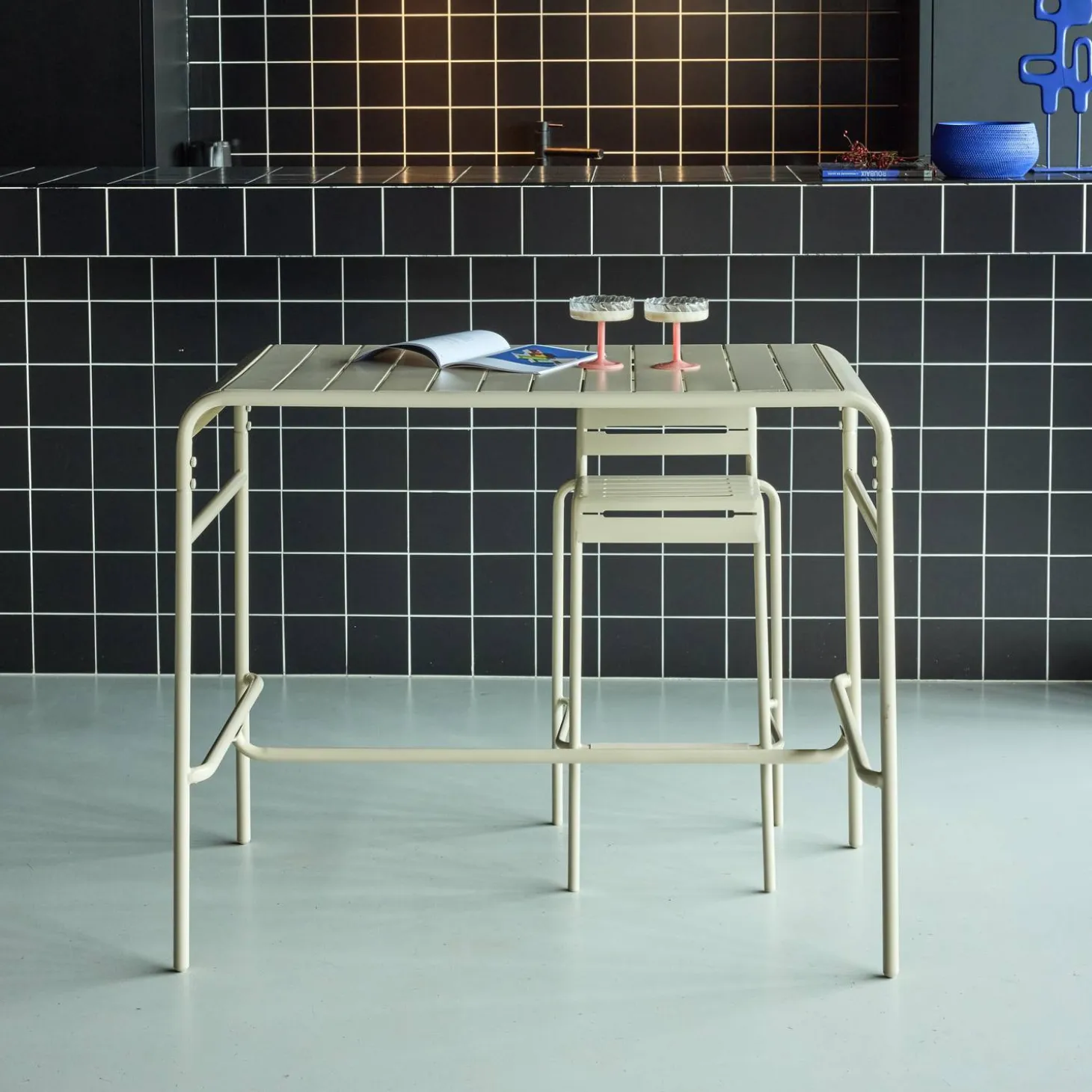 Mesa alta de jardín bistró de acero, 4 plazas, 120cm