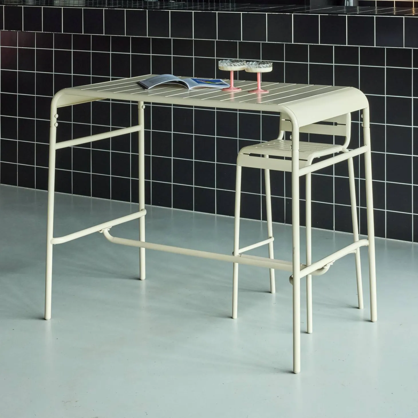 Mesa alta de jardín bistró de acero, 4 plazas, 120cm