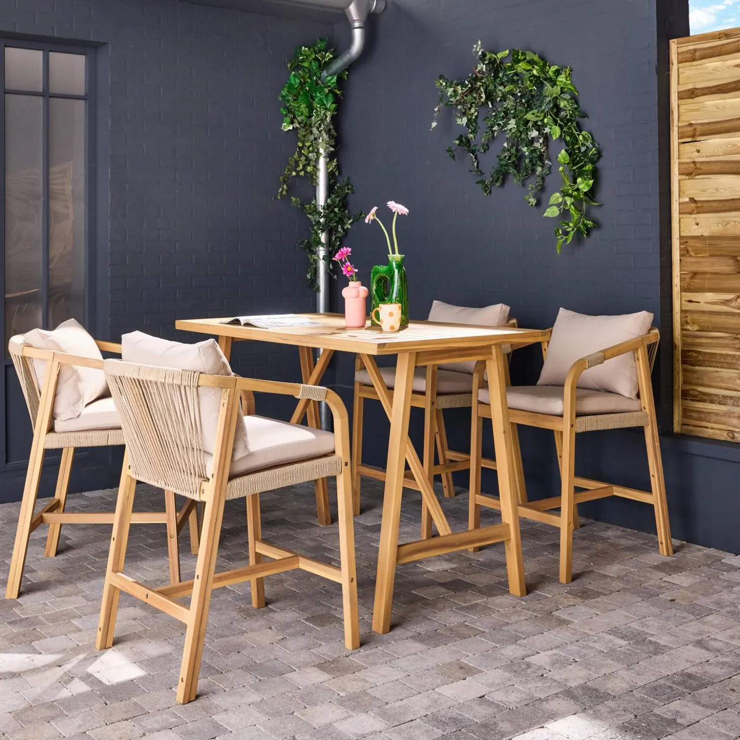 Mesa alta de jardín de madera de acacia con 4 sillones