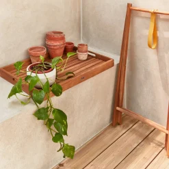 Mesa auxilar de jardín de madera