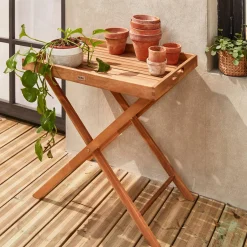 Mesa auxilar de jardín de madera