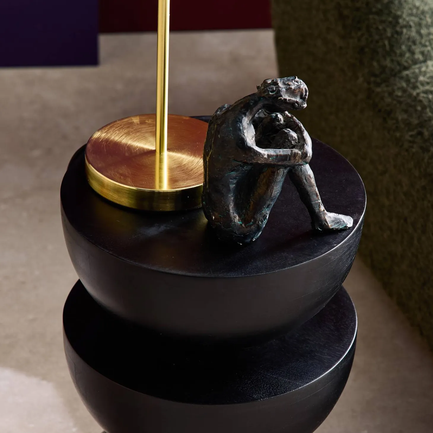 Mesa auxiliar de madera de mango