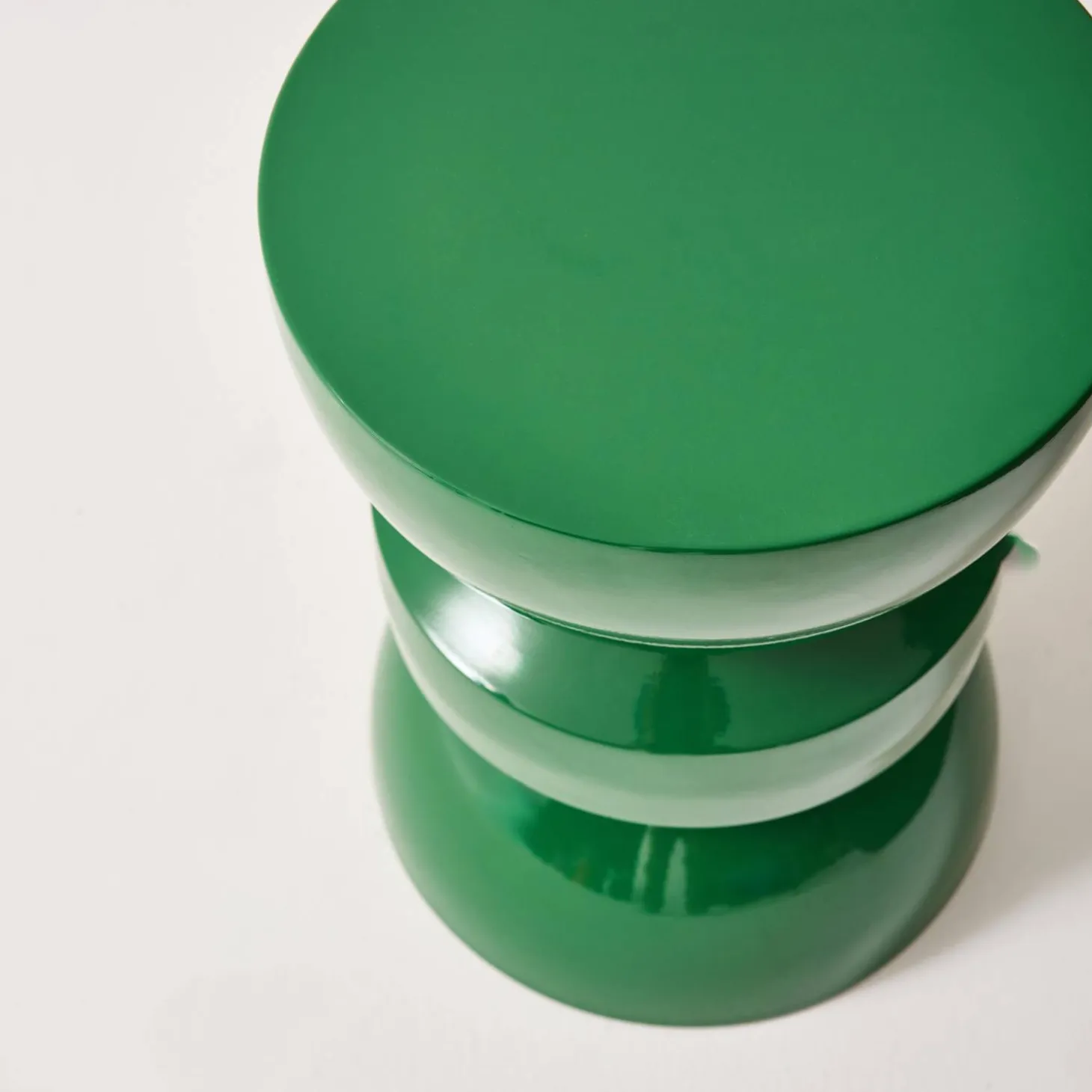 Mesa auxiliar, extremo del sofá, mesita de metal efecto glassy