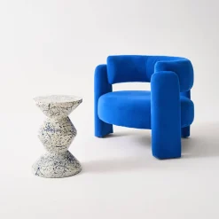 Mesa auxiliar, mesita de noche de acero esmaltado, diseño moteado