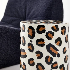 Mesa auxiliar, mesita de noche de acero esmaltado, diseño de leopardo